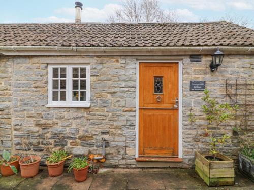 Compton Dundon House | Honeysuckle Cottage