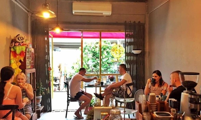 Wisutkasat House | Hong Hostel