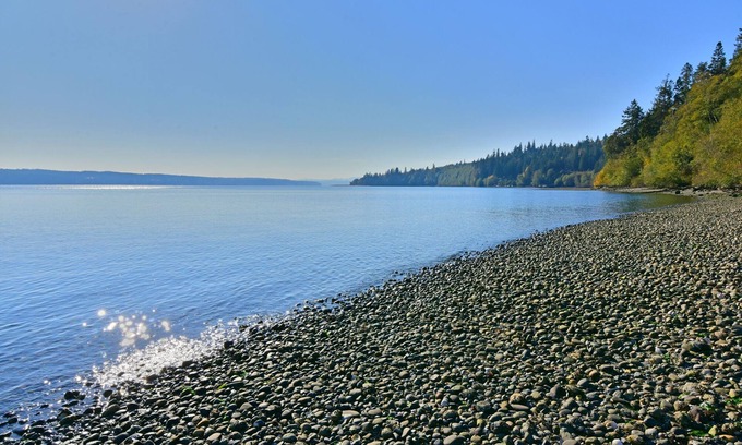 Quilcene Cabin | Hood Canal Beachfront Bungalow