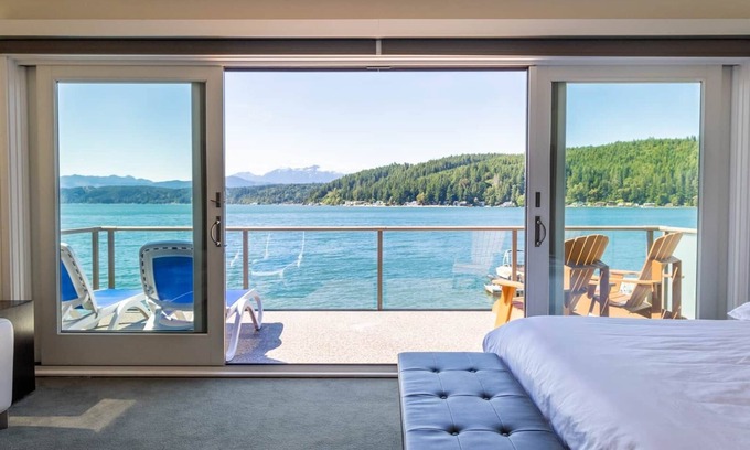 Union House | Hood Canal Resort in Union, WA