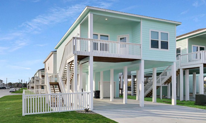 Rockport House | Hook Line and Sleeper