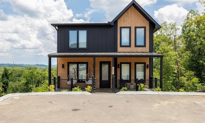 Sevierville Cabin | Horizons Ahead! New Luxury Home w/Theater & Private Pool by Beyond Expectations