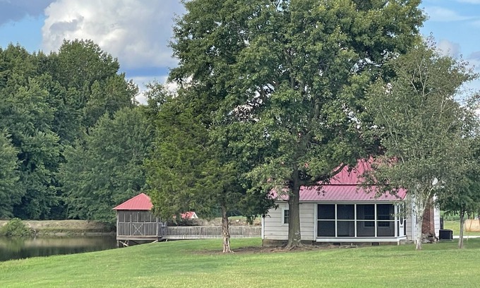 Townville Cabin | Horse farm 20 minutes from Clemson University