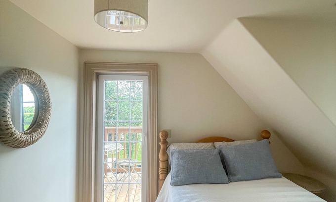 West Hants Other | Horse Farm - Spacious and Serene