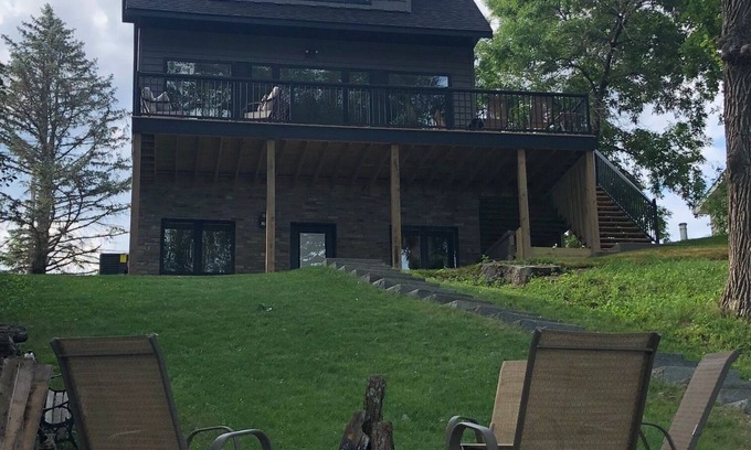 Richmond House | Horseshoe Hideout - Cabin ready for you to enjoy!