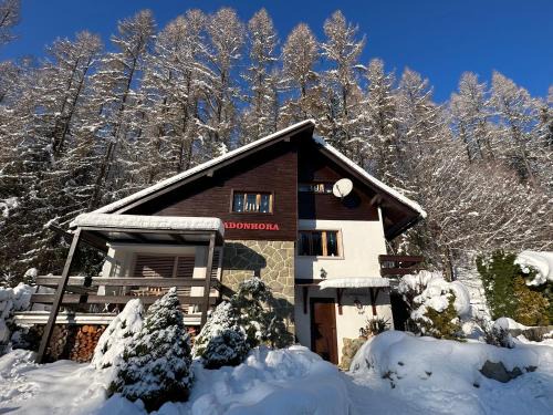 Horny Vadicov Ski Chalet | Horská chata Ladonhora