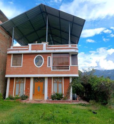 Yungay House | Hospedaje LLIKU WASI