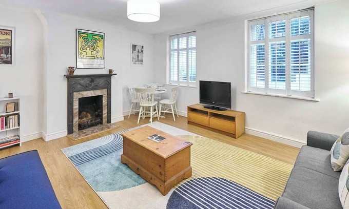 Montpelier Apartment | Host & Stay | Garden Flat