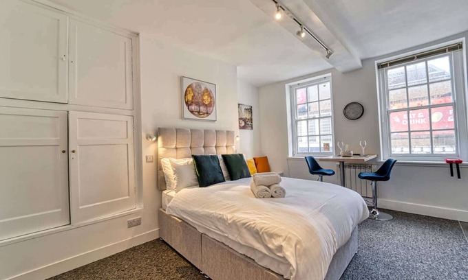 Pontrilas Apartment | Host & Stay | Hills Apartment