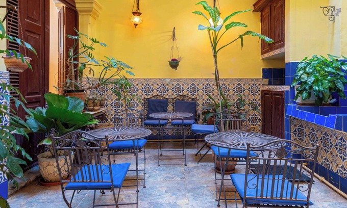 Centro Havana Bed & Breakfast | Hostal Casa Havana - Centro Habana