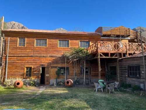 Vicuna House | Hostal Casa Rosada, Valle del Elqui