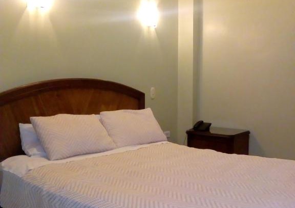 Guayaquil Hotel | Hostal Cristhian Inn