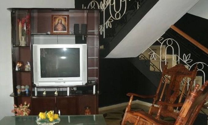 Moron House | Hostal Luna Azul