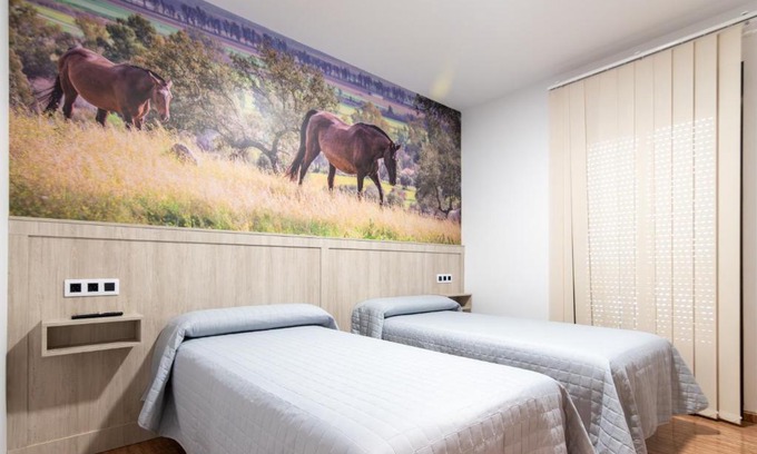San Pedro de Merida House | Hostal Viñuela