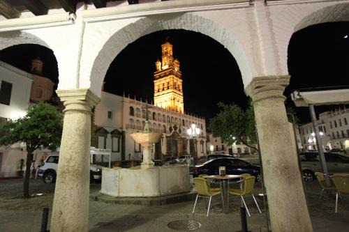 Llerena House | Hostal Zurbaran