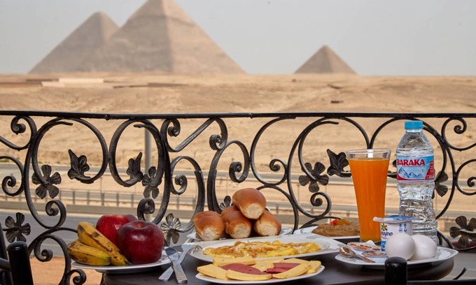 Pyramids Gardens Hostel | Hostel ∙ 38 guests