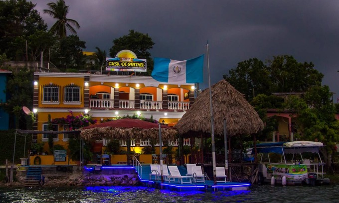 Flores Hostel | Hostel ∙ 8 guests