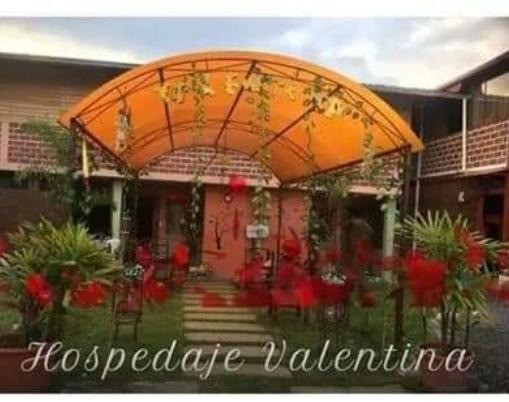 Mera House | Hosteria Valentina
