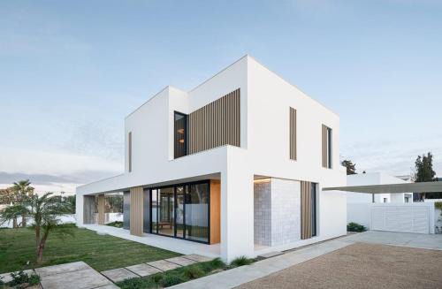Sanlucar de Barrameda Villa | Hostidy Villa Horacia Resort
