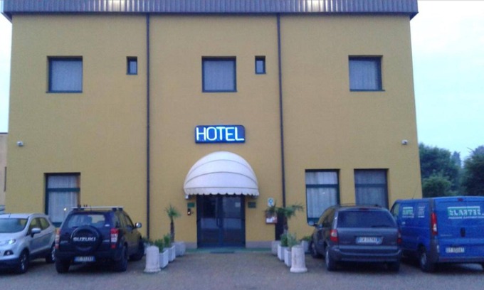 Ostiglia Hotel | Hostiliae Ciminiera Hotel