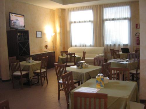Ostiglia Hotel | Hostiliae Ciminiera Hotel