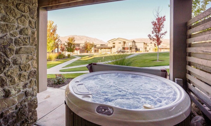 Huntsville House | Hot Tub, Air Hockey Table, Fireplace - Huntsville, Utah near Snowbasin