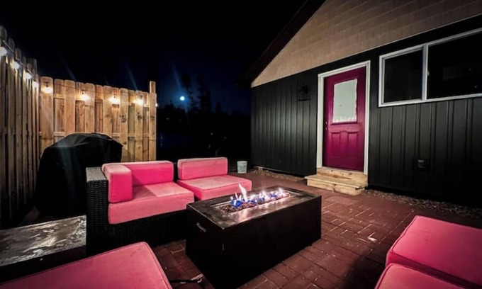 Irma Cabin | Hot Tub Cabin Hideaway Near Tomahawk