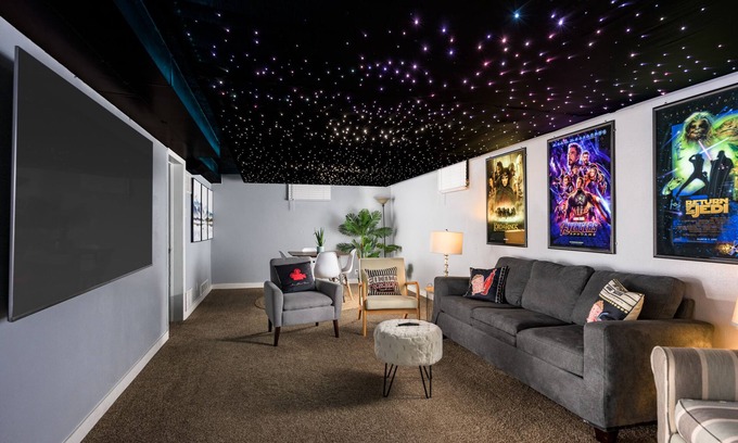 Arvada Plaza Area House | Hot Tub Fire Pit Grill, Movie House for 12!