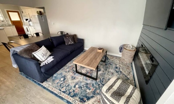 Philipsburg House | Hot Tub Haven: Pet-Friendly Retreat Near Brewery & Candy Store in Philipsburg!