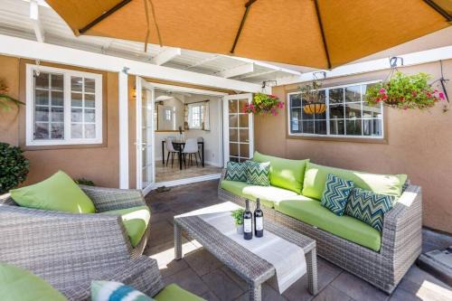 Huntington Beach House | Hot Tub . Near Freeway . Quick 2 Theme Parks/Beach