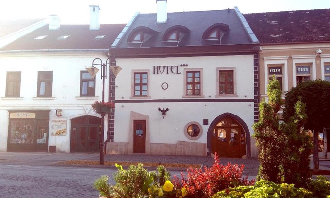 Roznava Hotel | Hotel Čierny Orol