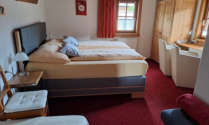 Weissenbach Hotel | Hotel ∙ 1 bedroom ∙ 3 guests