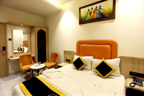 Mira Road East Hotel | Hotel A R Paradise
