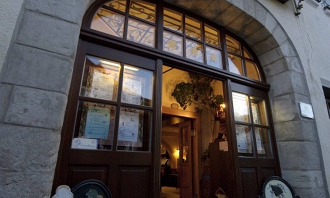 Frickenfelden Hotel | Hotel Adlerbräu