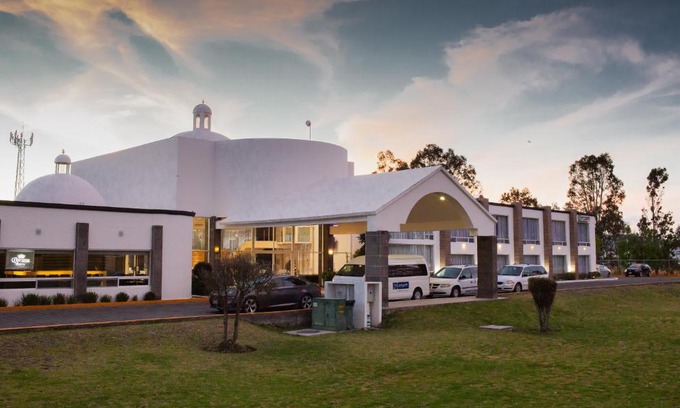 Alvaro Obregon Hotel | HOTEL AEROPUERTO MORELIA