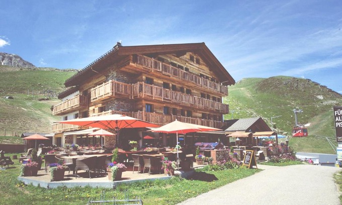 Fiesch House | Hotel Alpina