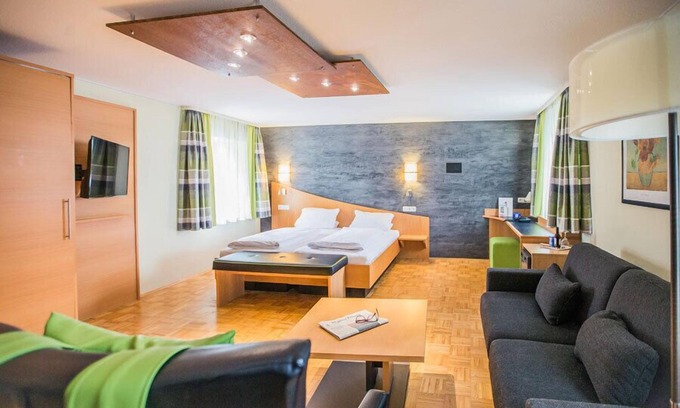 Kaufbeuren Hotel | Hotel Am Turm Inh. Carlo Lombardini