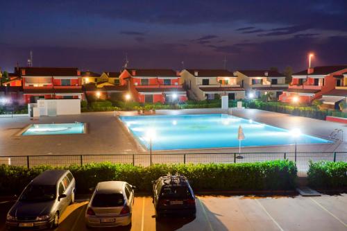 Caorle Apartment | HOTEL AQUA MARINA FAMILY VILLAGE RESORT - Daily Rooms Tidying - CocktailsBar- Pet Friendly - with Hypermarket - Delivery Restaurant-Pizzeria - Room Breakfast with supplement - Ultra Fast Wi-Fi - Play Area for children - Olympic Swimming Pool - Parking