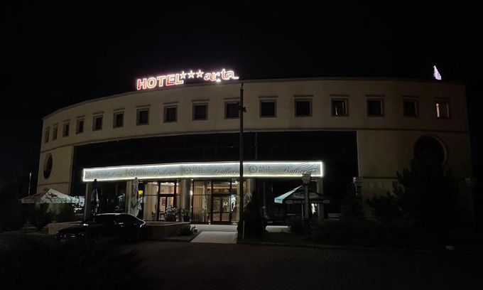 Ghiroda Hotel | Hotel Arta