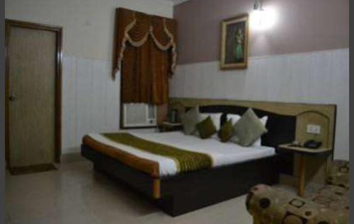 Katra Hostel | Hotel ATITH INTERNATIONAL