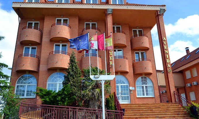Villadangos del Paramo Hotel | Hotel Avenida III