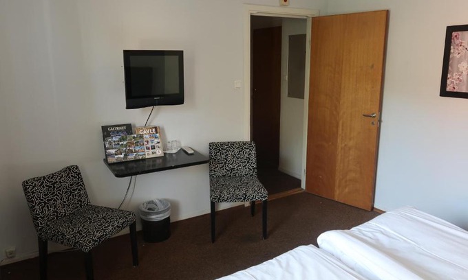 Gavle Bed & Breakfast | Hotel Aveny Bed & Breakfast