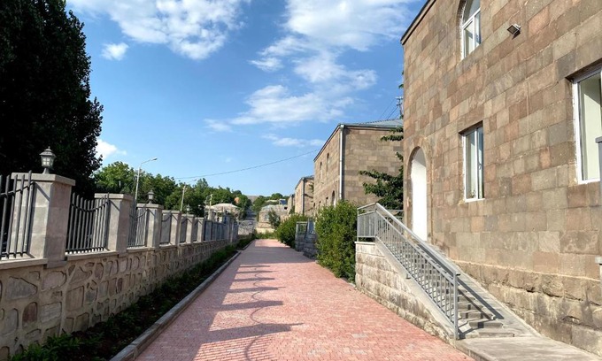 Sisian Hotel | Hotel Basen