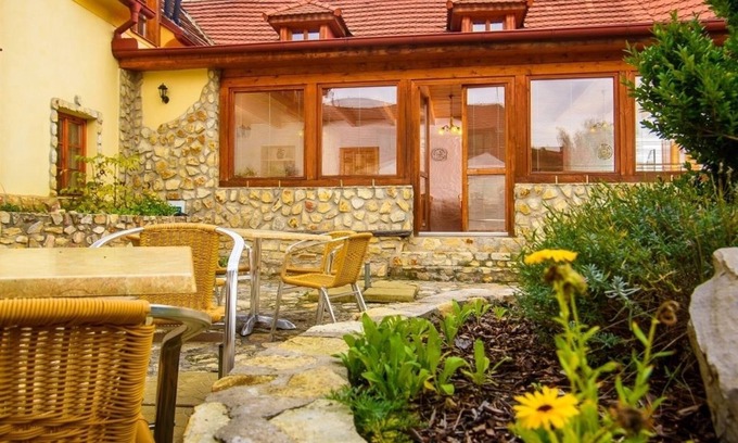 Hloubetin Hotel | Hotel Bella