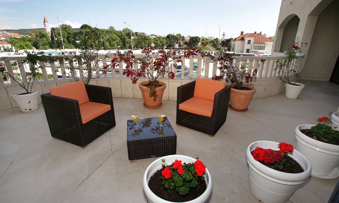 Trogir Hotel | Hotel Bellevue
