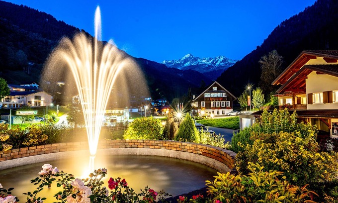 Silbertal Hotel | Hotel Bergkristall