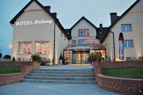 Tyniec Maly Hotel | Hotel Bielany