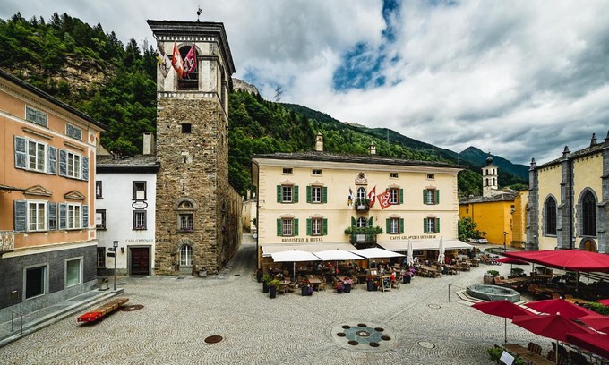 Poschiavo House | Hotel Biobistro Semadeni