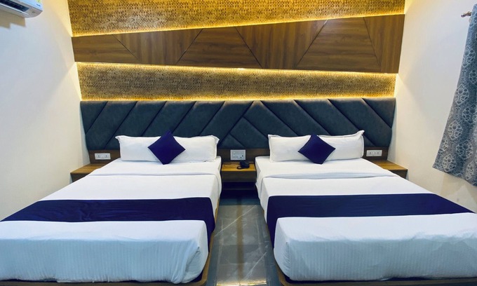 Dharavi Hotel | Hotel BKC Gold View