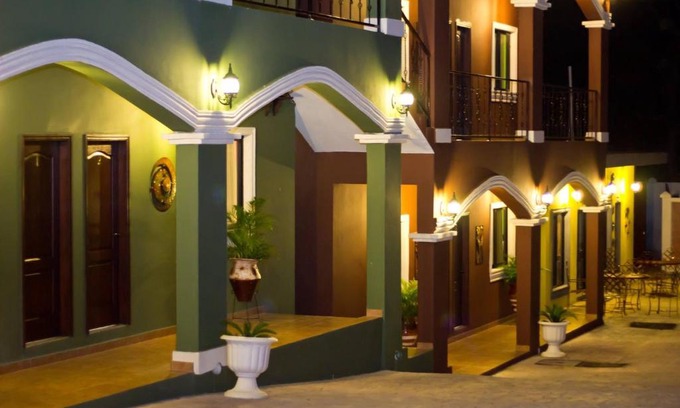 Choluteca Hotel | Hotel Boutique Casa D' Luna